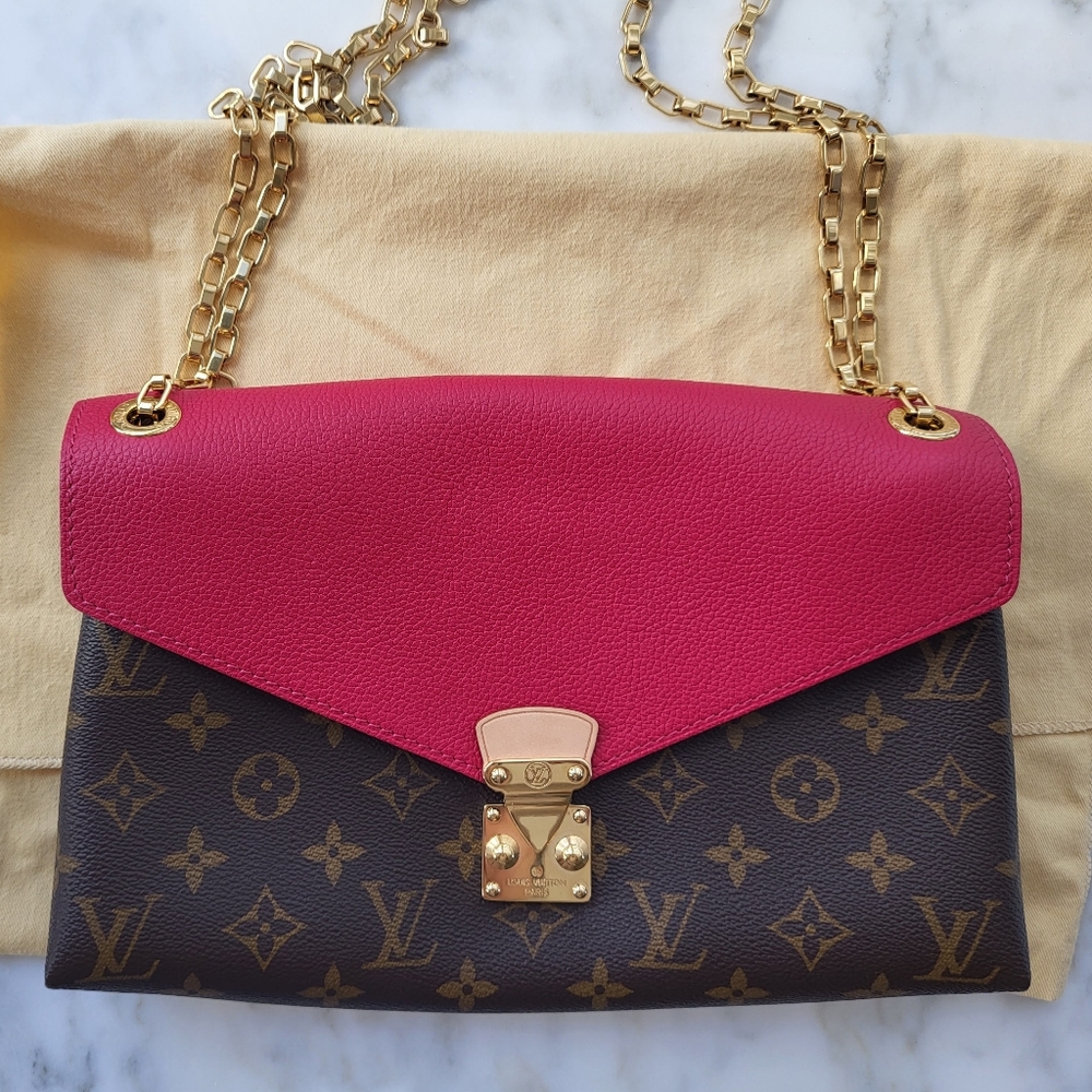 LOUIS VUITTON Monogram Pallas Chain in color Dahlia,Barbie pink